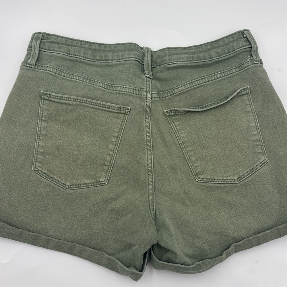 Universal Thread High Rise Midi Shorts - Picture 4 of 7